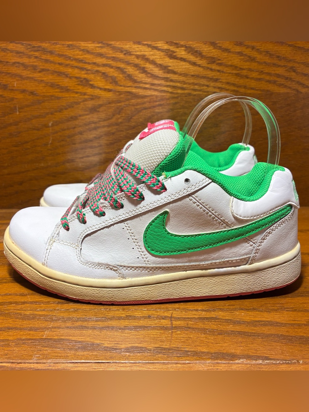 RARE 2008 Nike 6.0 SB Low Leather Sneakers White Green Pink Size 6.5